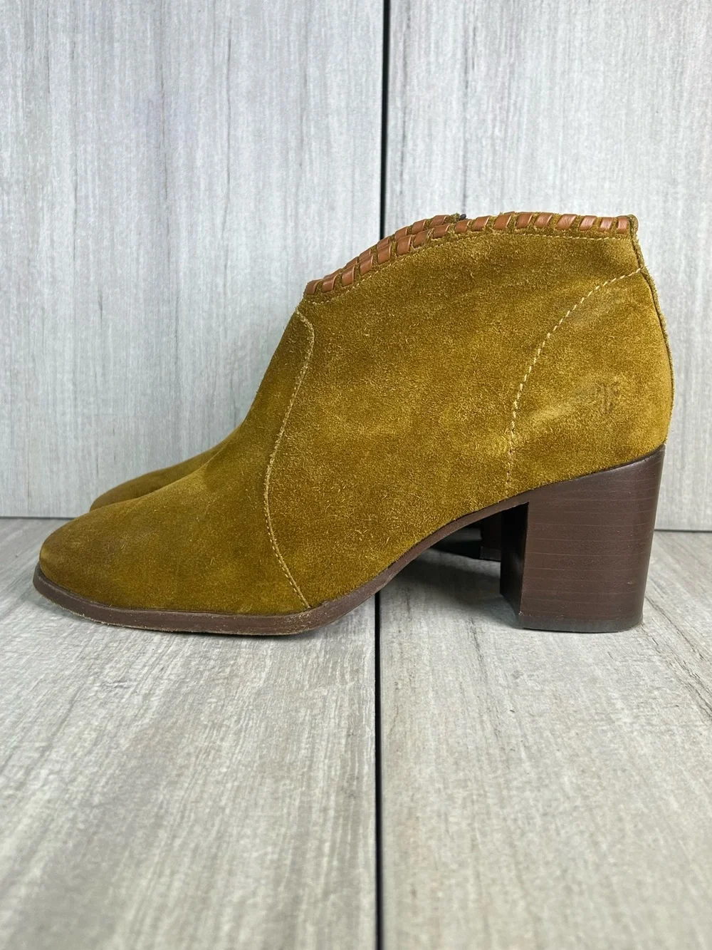 Frye nora whipstitch
